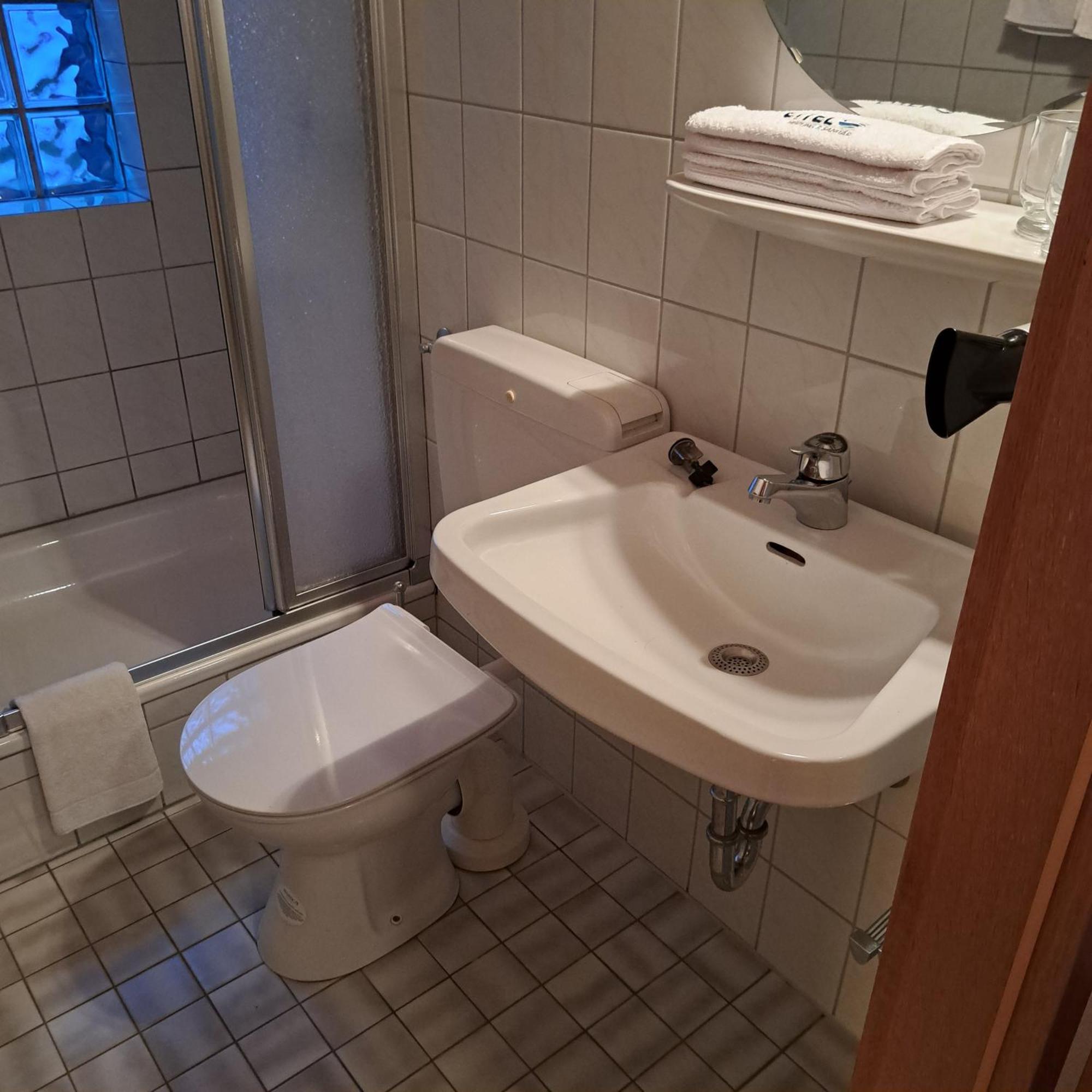 Wohn-Eitel Sonnenblick Apartment Bad Wildbad Ruang foto